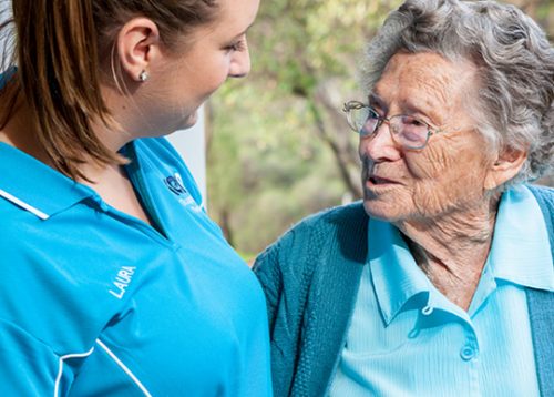 Kern therapist with patient